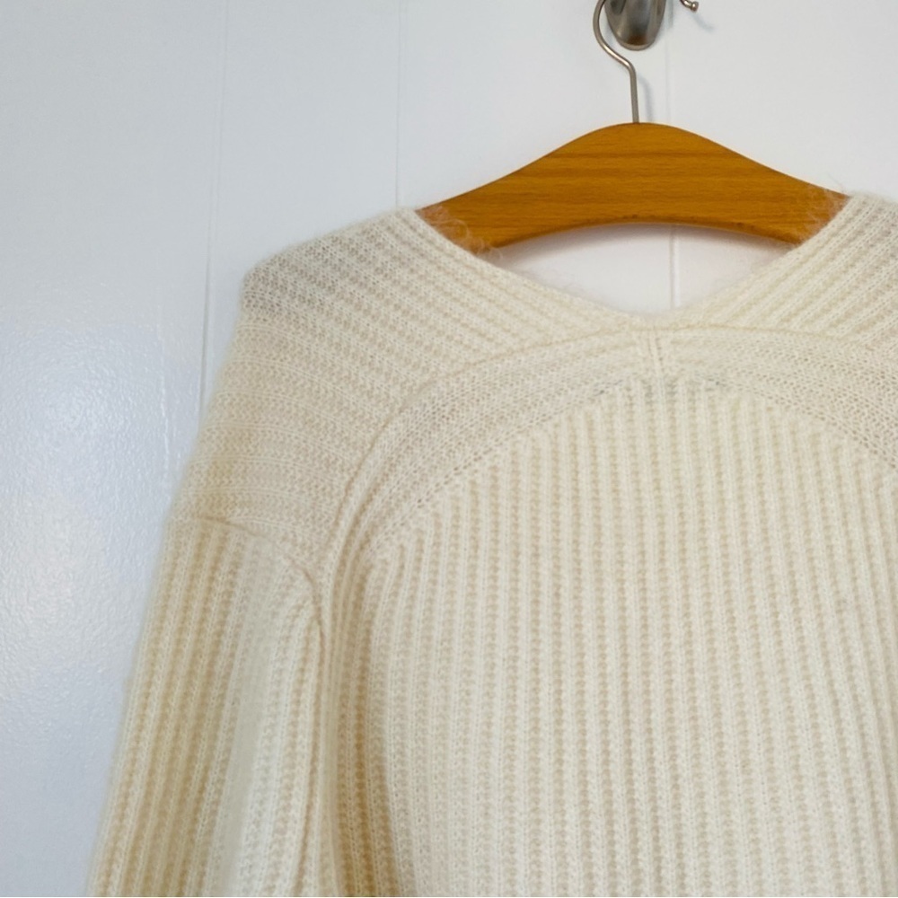 All Saints Ade Oversized V-Neck Jumper Size Medium - Picture 5 of 6